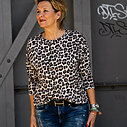 Leo Shirt “JAYDE” (GW19) /Jeans “LEONA” – queen blue (ER06) / Ledergürtel ohne Schließe (UJ01)/ Gürtelschließen (UJ02)