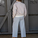 Cooles Shirt “IMKE” wollweiß (BA57) / Culotte-Joggerhose “PRIA” hellgrau (H40) / / Trendige Kurzjacke “VIOLA” light grey (GW28)
