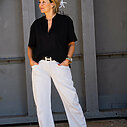 Shirt “AMBER” laundry black (ER27)/ Hose “ISABELLA” beton (ER91)