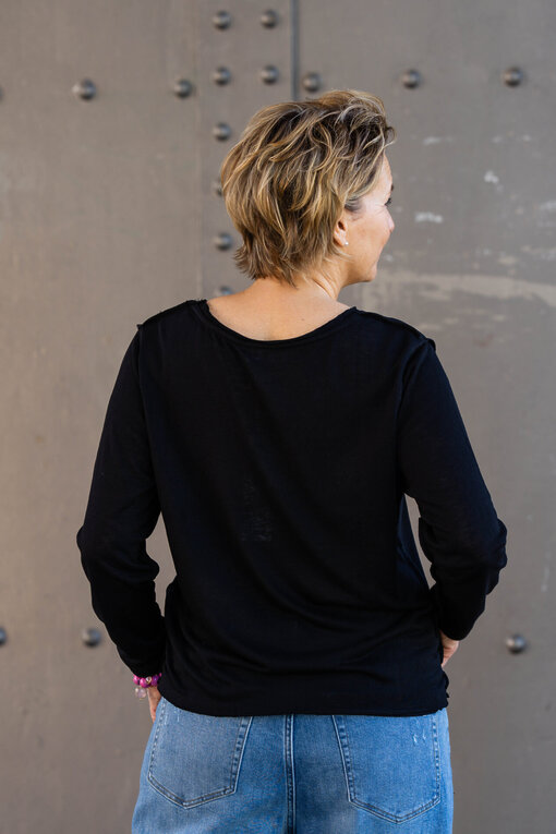 Langarmshirt “NIAN” black (CC08)