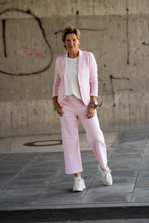 Kurzblazer “SISSI” – rosa (B04) / Culotte-Hose “ANITA”- rosa (H12)