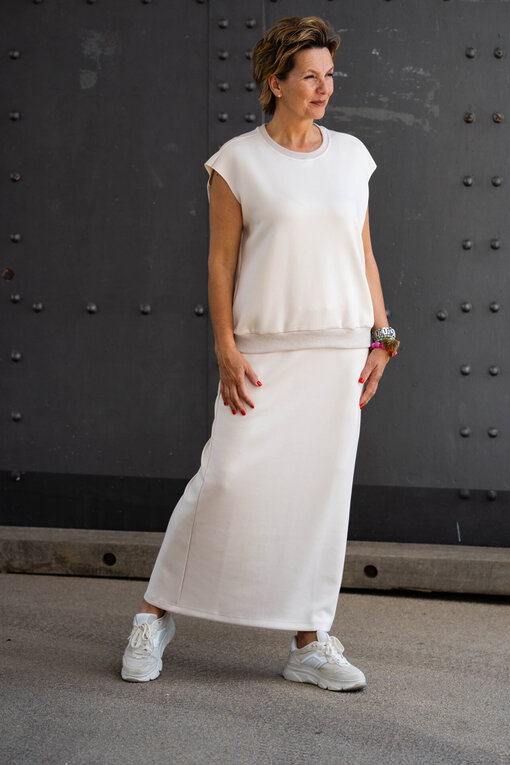 Soft Touch Pullunder “MALU” (GW05) / Soft Touch Rock “PAOLA” (R05)