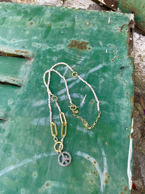 Necklace “HAPPY STONE” (IC69)