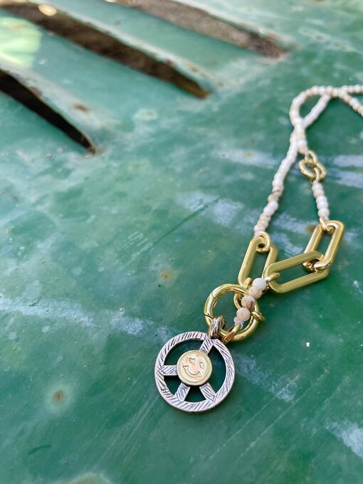 Necklace “HAPPY STONE” (IC69)