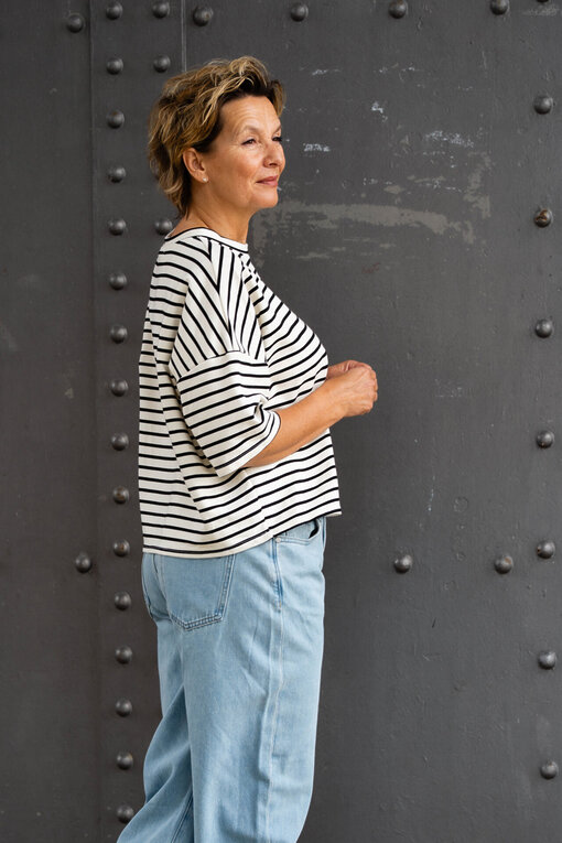 Kurzarm Streifensweater “MICAELA” schwarz/creme (GW10)