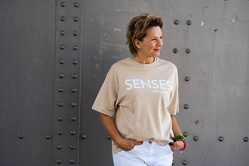 Logo Shirt “LARISSA” bleached sand (SE25)