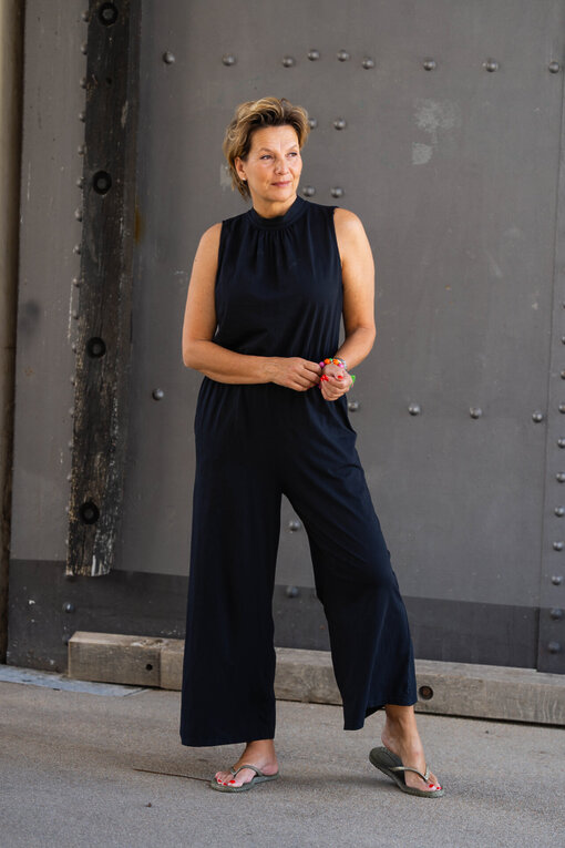 Neckholder Jumpsuit “GIGI” schwarz (GW57)