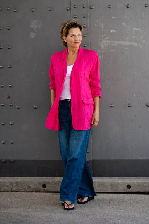 Oversized Leinenblazer “VIOLA” fuchsia (GW62)/Jeans “KALEA”- carton blue (ER33)