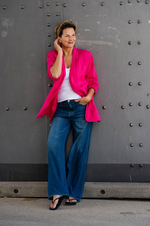 Oversized Leinenblazer “VIOLA” fuchsia (GW62)/Jeans “KALEA”- carton blue (ER33)