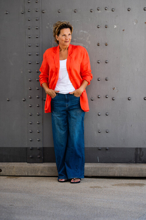 Oversized Leinenblazer “VIOLA” orange (GW62)/Jeans “KALEA”- carton blue (ER33)