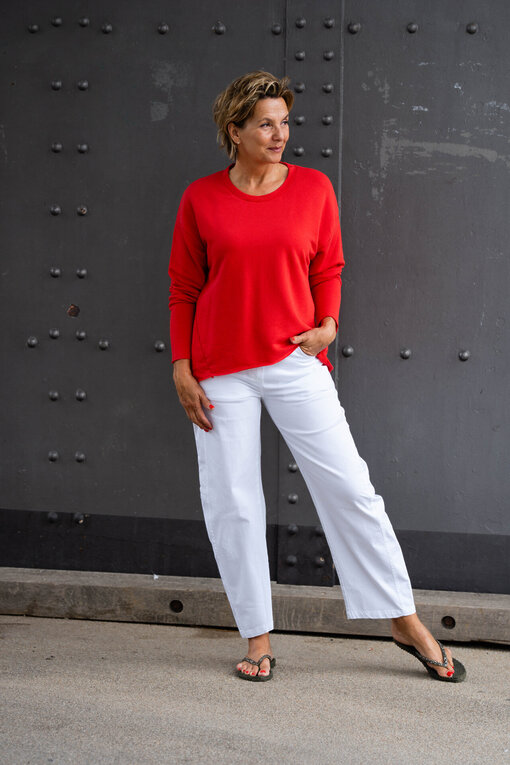 Longsleeve “VALENTINA” real red (ER73)/Sommer Hose “OLYMPIA” weiß (H24)