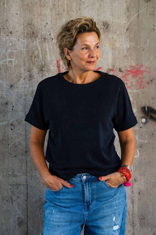 Softes Shirt “TALE” black (SE40)