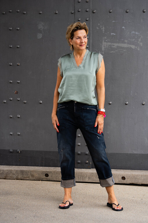 Edles Shirt mit Seide “CLAIRE” khaki (BA41)/ Jeans “SENDY” lazy blue (ER77)