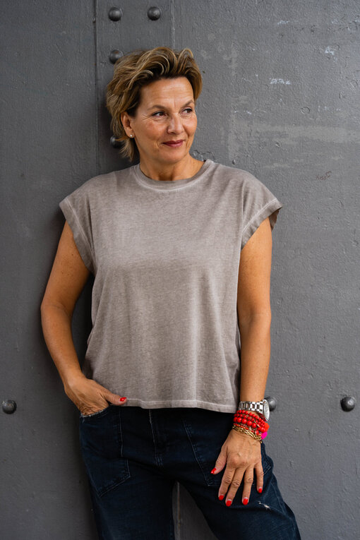 Ärmelloses Shirt “MARITA” schlamm (BA50)