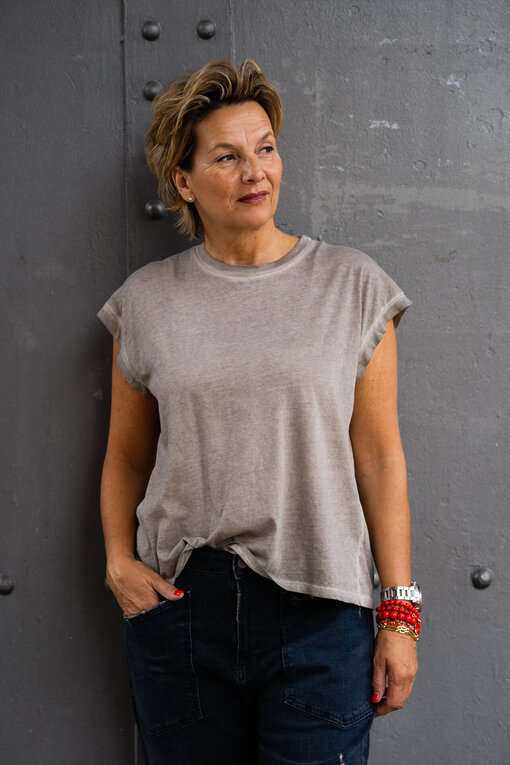 Ärmelloses Shirt “MARITA” schlamm (BA50)