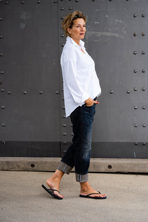 Oversized Hemdbluse “MARILISA” white (PI16) / Jeans “SENDY” lazy blue (ER77)