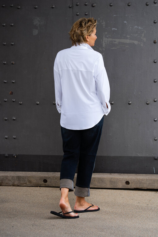 Oversized Hemdbluse “MARILISA” white (PI16) / Jeans “SENDY” lazy blue (ER77)