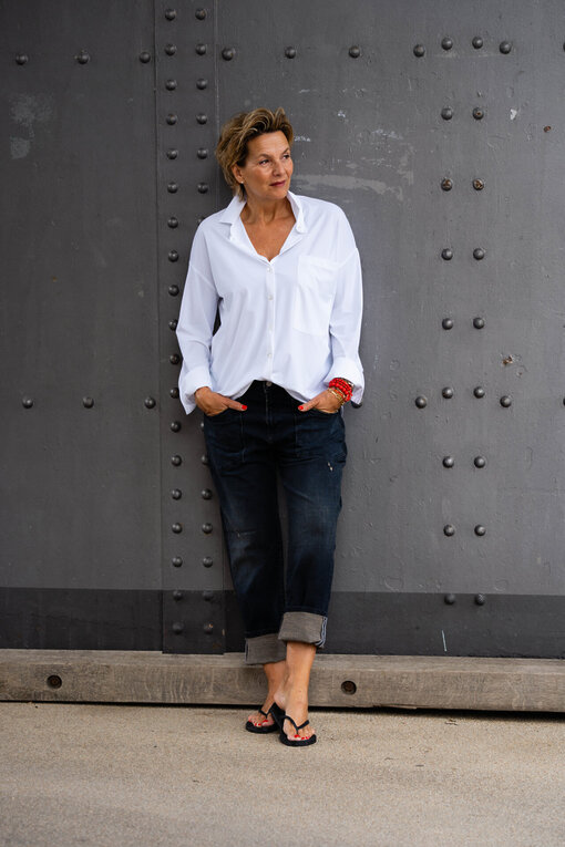 Oversized Hemdbluse “MARILISA” white (PI16) / Jeans “SENDY” lazy blue (ER77)