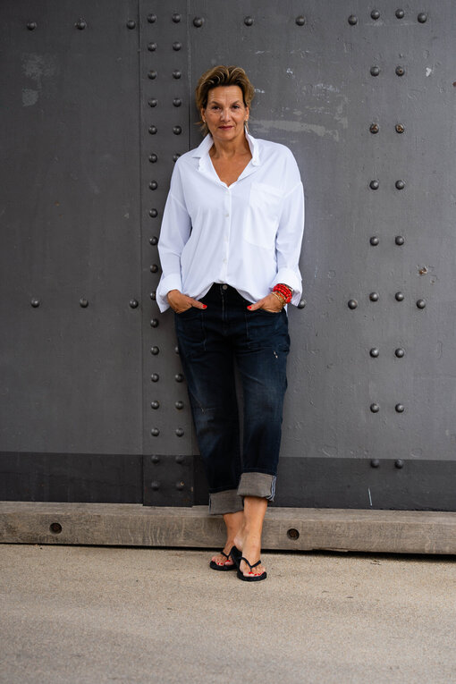 Oversized Hemdbluse “MARILISA” white (PI16) / Jeans “SENDY” lazy blue (ER77)