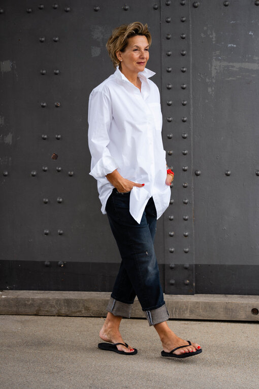 Oversized Hemdbluse “BLOSSOM” optic white (SE50)/ Jeans “SENDY” lazy blue (ER77)