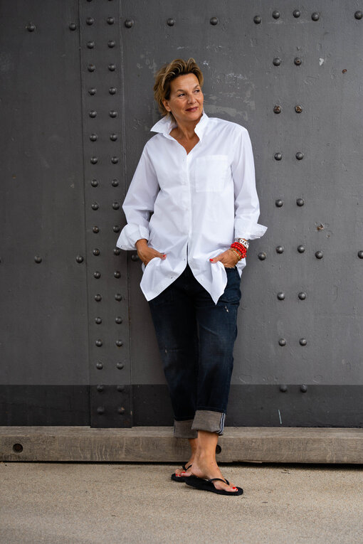 Oversized Hemdbluse “BLOSSOM” optic white (SE50)/ Jeans “SENDY” lazy blue (ER77)