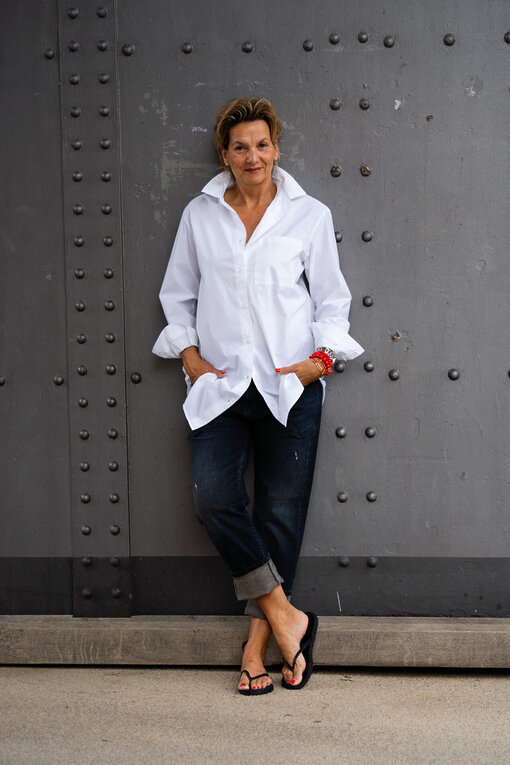Oversized Hemdbluse “BLOSSOM” optic white (SE50)/ Jeans “SENDY” lazy blue (ER77)
