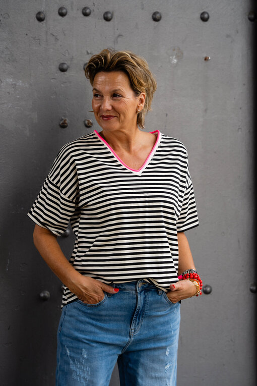 Lockeres Streifenshirt “AZALEA” creme/schwarz (BA52)