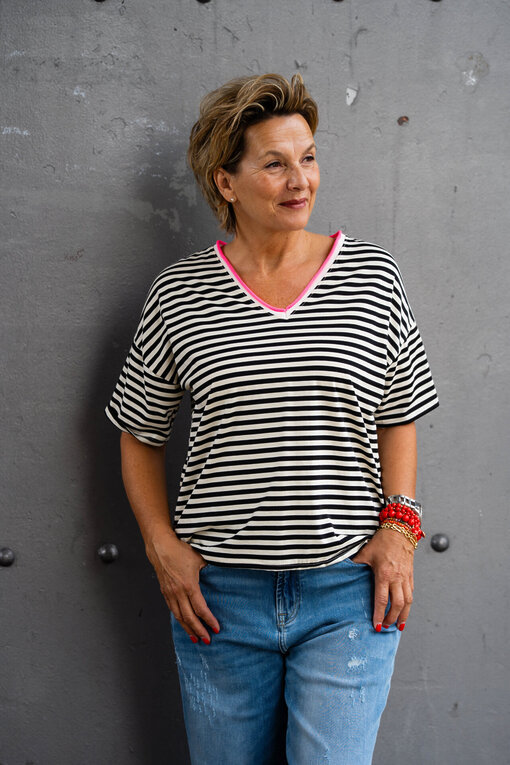 Lockeres Streifenshirt “AZALEA” creme/schwarz (BA52)