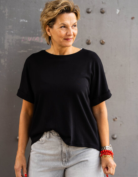 FRAUENSACHE - Lockeres Kurzarmshirt "LYRA" (BA20)