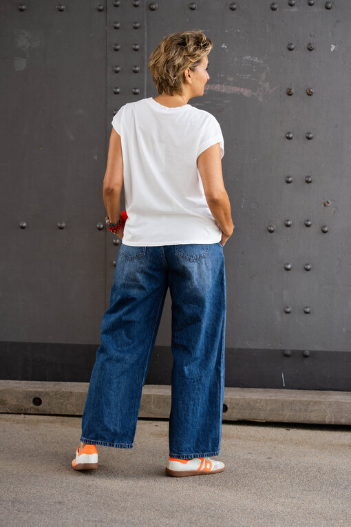 Ärmelloses Shirt “MARITA” wollweiß (BA50) /Coole Jeans “AURI” middle blue (H43)