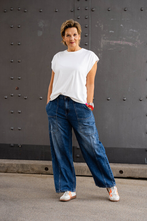 Ärmelloses Shirt “MARITA” wollweiß (BA50) /Coole Jeans “AURI” middle blue (H43)