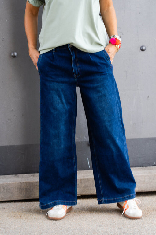 Weite Jeans “YIBBIE” dark blue  (H36)
