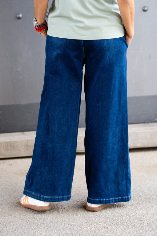 Weite Jeans “YIBBIE” dark blue  (H36)