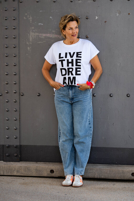 Statement Shirt “BEAU” white (BA55)/Weite Jeans “ALika” light blue (H41)