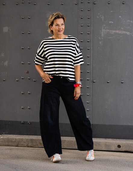 FRAUENSACHE - Weite O-Shape Jeans "ALEXIA" (H32)