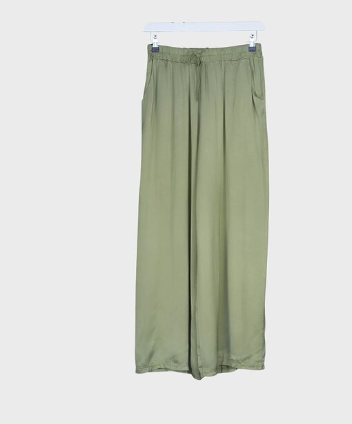 Edle Hose “AMAYA” kiwi (H07)