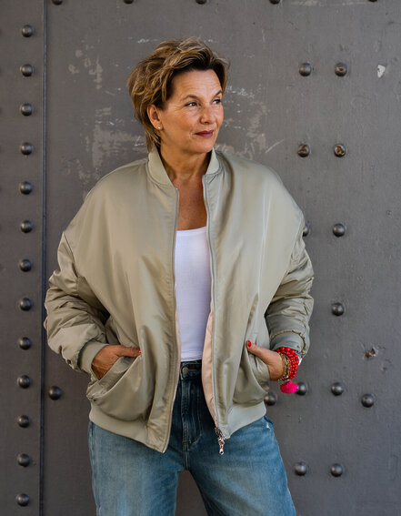 FRAUENSACHE - Wende Bomberjacke "CASARA" (GW31)