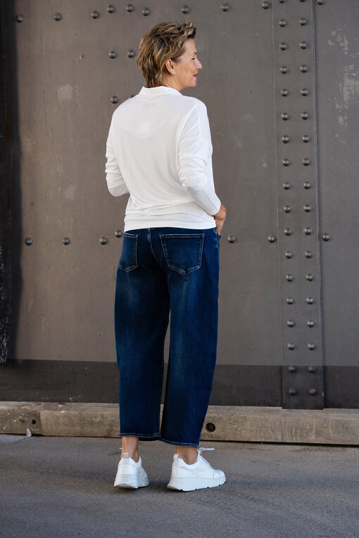 Blusenshirt “YAISA” offwhite (HL13)/ Jeans “YOANA” – atlantic blue (ER48)