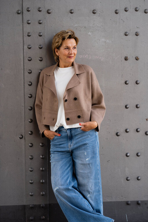 Kurzer Strickblazer “KATHRIN” camel (GW17)