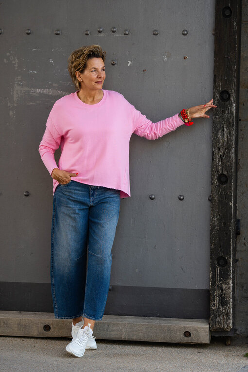 Longsleeve “VALENTINA” candy pink (ER73) /Jeans “BARROW DENIM” – iconic (HL16)
