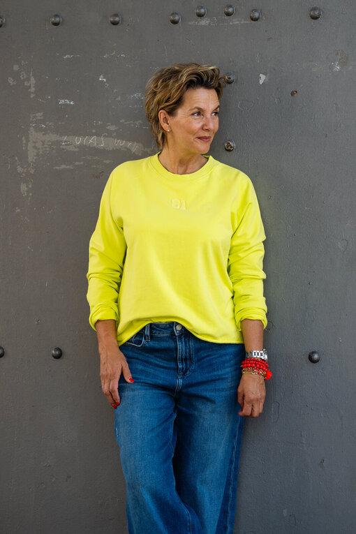 Soft Touch Sweater “LUNA” electric (PI17)