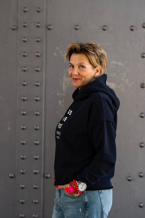 Cooler Soft Hoodie “EDDA” black/ecru (PI11)