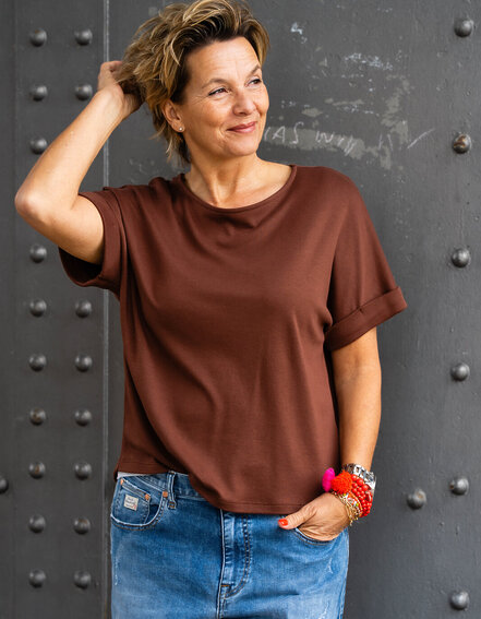 FRAUENSACHE - Lockeres Kurzarmshirt "LYRA" (BA20)