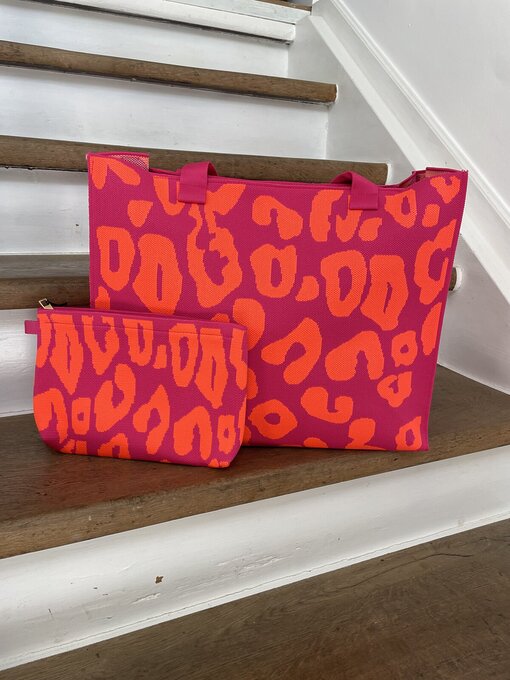 Cooler Shopper “CELESTE” orange/fuchsia leo (GI03) / Kleine Clutch “BLAIR” orange/ fuchsia leo (GI02)
