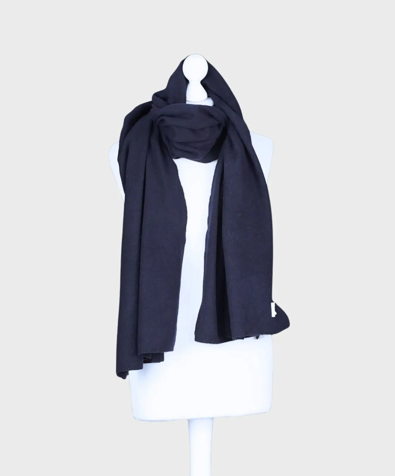 Kuscheliger Schal “MALEENA” navy (PI19)