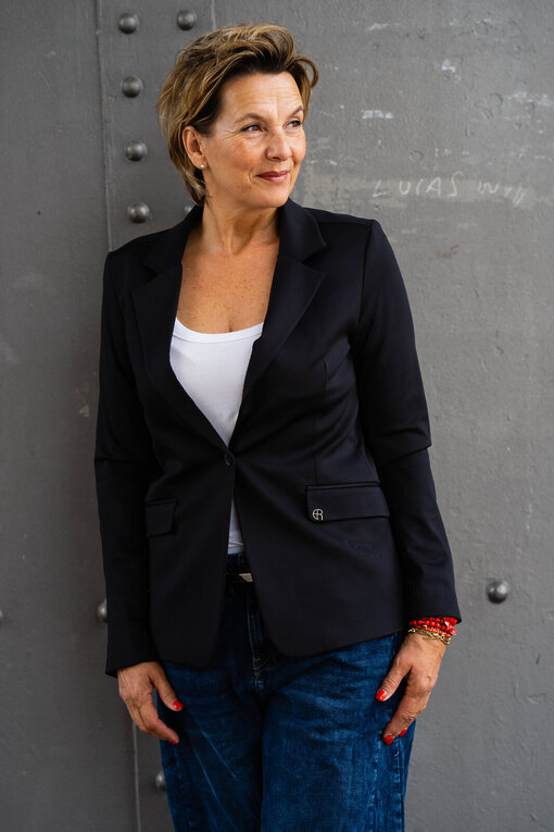 Hochwertiger Blazer “LAURA NOOS” black (ER35)