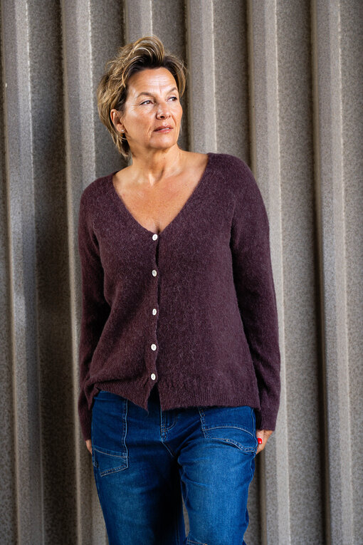 Kuschelige Strickjacke “SAMIRA” schokobraun (GW05)