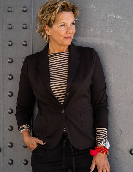 FRAUENSACHE - Stretchiger Kurzblazer "SISSI" - schokobraun (B04)