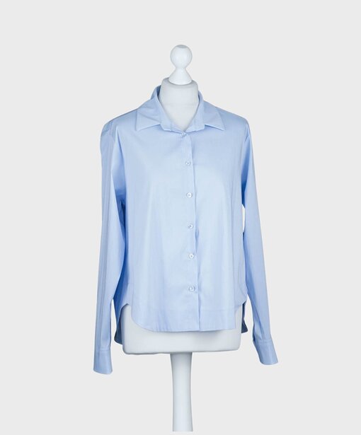 Elastische Hemdbluse “ERIKA” hellblau (HB06)