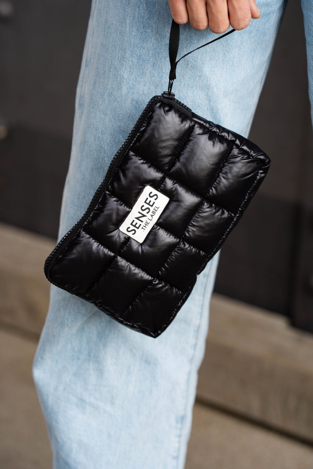 Puffer Kosmetik Bag “ALLISON” black shine (SE39)